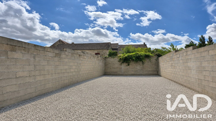 Ma-Cabane - Vente Terrain Saint-Jean-les-Deux-Jumeaux, 316 m²