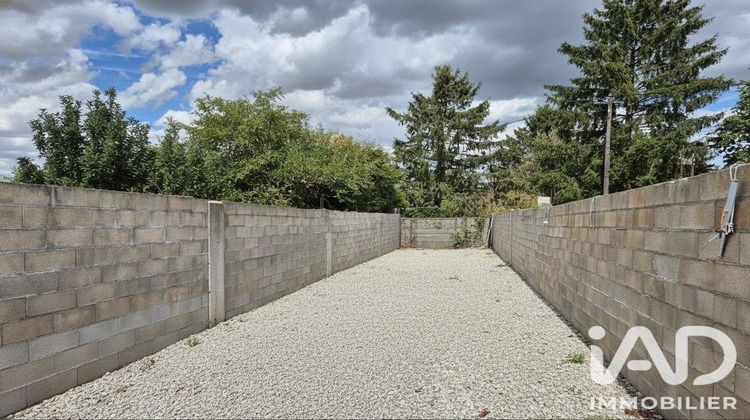 Ma-Cabane - Vente Terrain Saint-Jean-les-Deux-Jumeaux, 316 m²