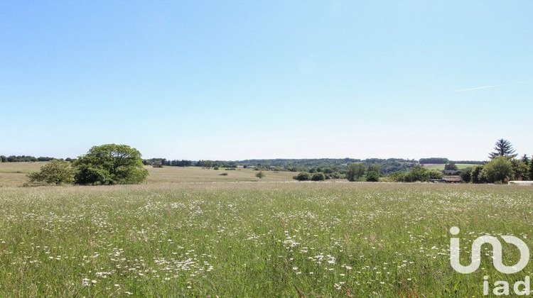 Ma-Cabane - Vente Terrain Saint Jory de Chalais, 8360 m²