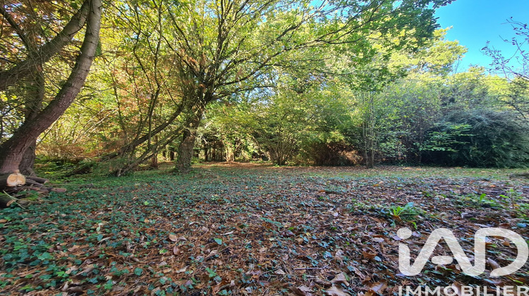 Ma-Cabane - Vente Terrain Saint-Julien, 1382 m²