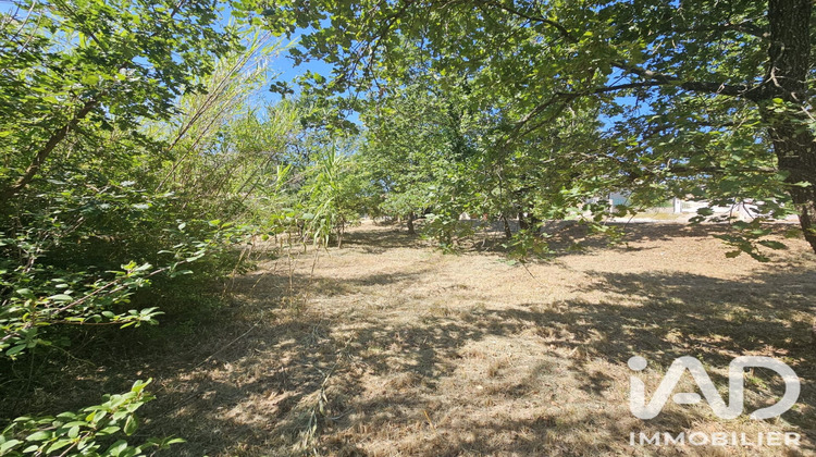 Ma-Cabane - Vente Terrain Saint-Julien-de-Peyrolas, 572 m²