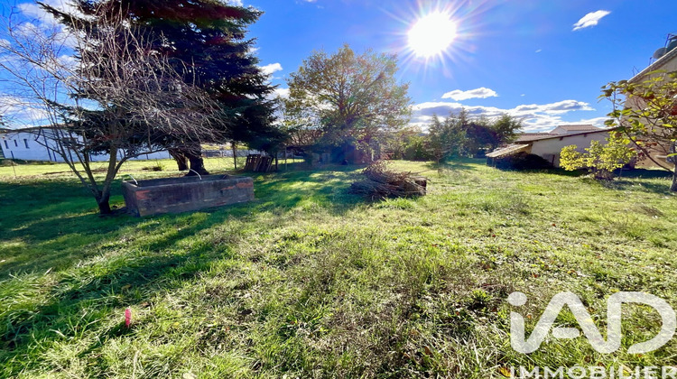 Ma-Cabane - Vente Terrain Saint-Julien-les-Rosiers, 1054 m²