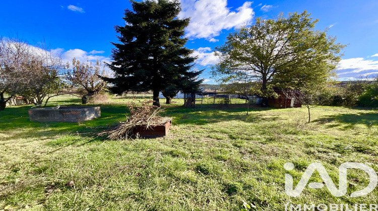 Ma-Cabane - Vente Terrain Saint-Julien-les-Rosiers, 1054 m²