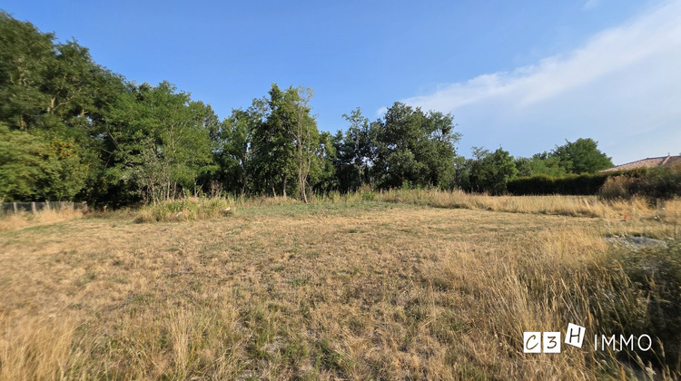 Ma-Cabane - Vente Terrain Saint-Julien-sur-Garonne, 960 m²