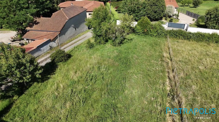 Ma-Cabane - Vente Terrain Saint-Julien-sur-Veyle, 730 m²