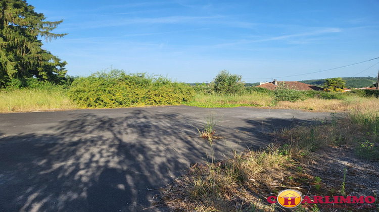 Ma-Cabane - Vente Terrain Saint-Junien, 2039 m²