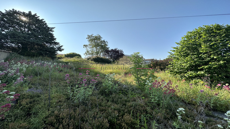 Ma-Cabane - Vente Terrain Saint-Just-la-Pendue, 559 m²