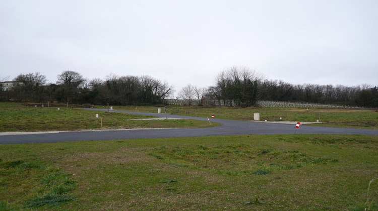 Ma-Cabane - Vente Terrain SAINT LAURENT DE COGNAC, 606 m²