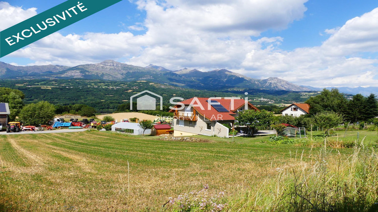 Ma-Cabane - Vente Terrain Saint-Laurent-du-Cros, 1460 m²