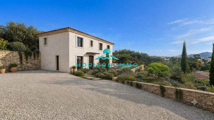 Ma-Cabane - Vente Terrain Saint-Laurent-du-Var, 911 m²