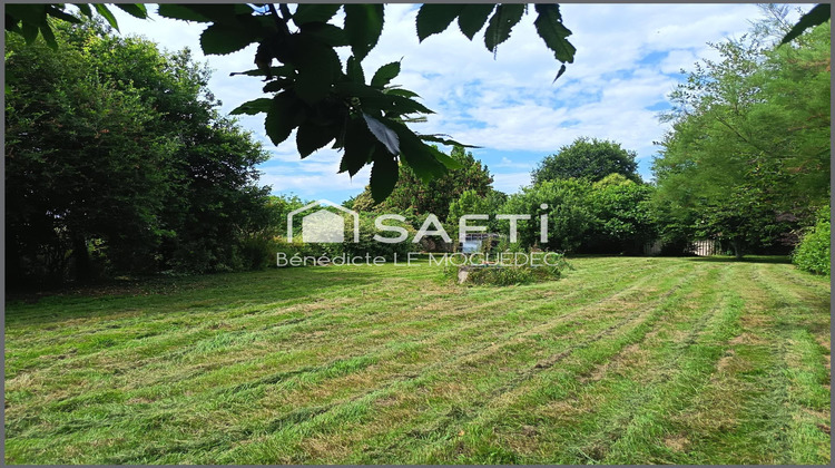 Ma-Cabane - Vente Terrain Saint-Leger-des-Pres, 1161 m²