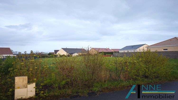 Ma-Cabane - Vente Terrain Saint-Loup-de-Varennes, 1223 m²