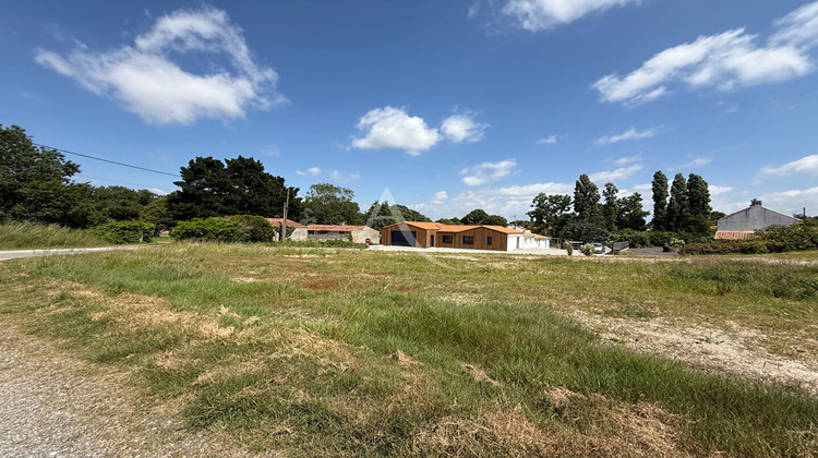 Ma-Cabane - Vente Terrain SAINT-MAIXENT-SUR-VIE, 590 m²