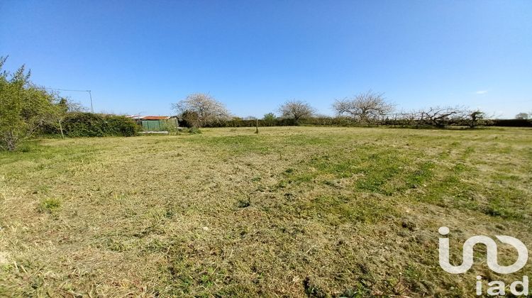 Ma-Cabane - Vente Terrain Saint-Marc-la-Lande, 1600 m²