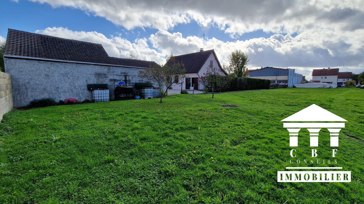 Ma-Cabane - Vente Terrain Saint-Marcel, 620 m²