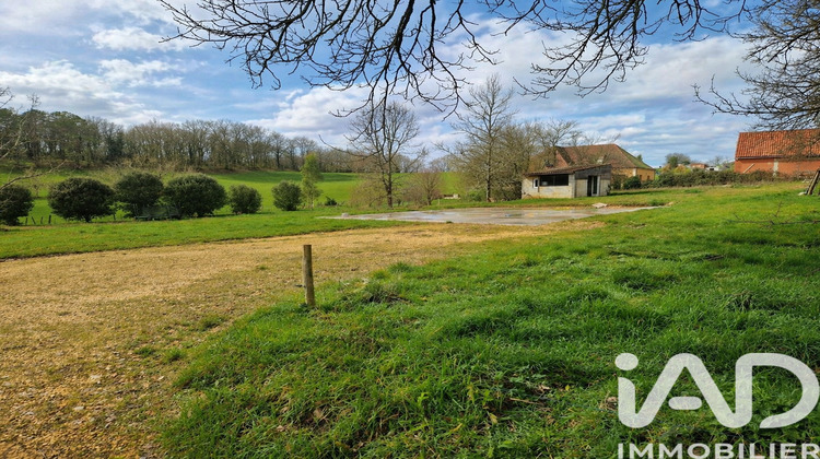 Ma-Cabane - Vente Terrain Saint-Martial-de-Nabirat, 4025 m²