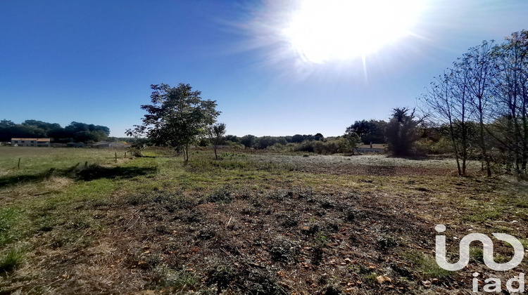 Ma-Cabane - Vente Terrain Saint Martin d'Ary, 3824 m²