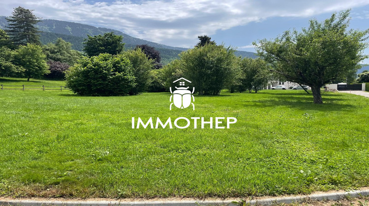 Ma-Cabane - Vente Terrain Saint-Martin-d'Uriage, 712 m²