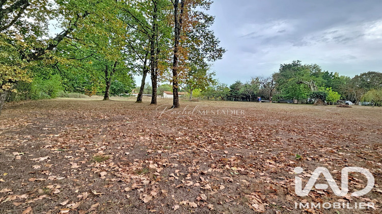 Ma-Cabane - Vente Terrain Saint-Martin-de-Laye, 800 m²