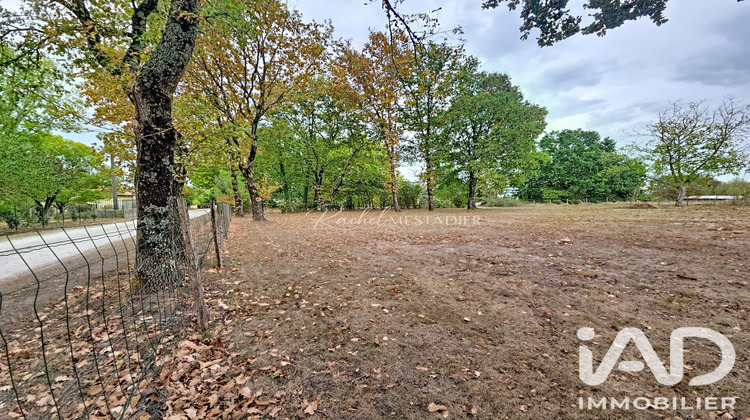 Ma-Cabane - Vente Terrain Saint-Martin-de-Laye, 800 m²