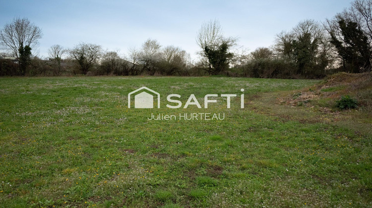 Ma-Cabane - Vente Terrain Saint-Martin-de-Saint-Maixent, 2170 m²
