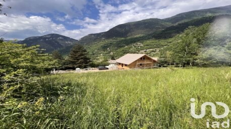 Ma-Cabane - Vente Terrain Saint-Martin-Vésubie, 1237 m²