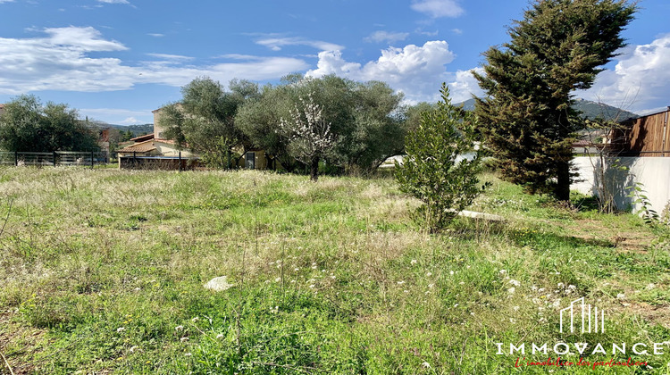 Ma-Cabane - Vente Terrain Saint-Mathieu-de-Tréviers, 700 m²