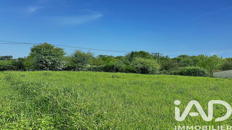 Ma-Cabane - Vente Terrain Saint-Michel-le-Cloucq, 1694 m²