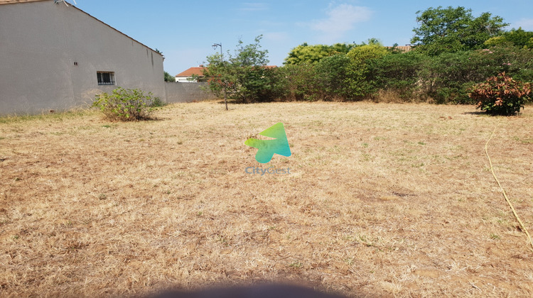 Ma-Cabane - Vente Terrain Saint-Nazaire-d'Aude, 855 m²