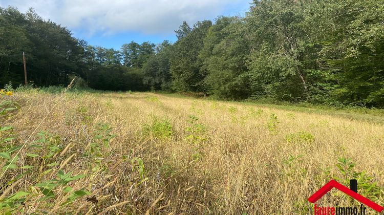 Ma-Cabane - Vente Terrain Saint-Pantaléon-de-Larche, 3785 m²