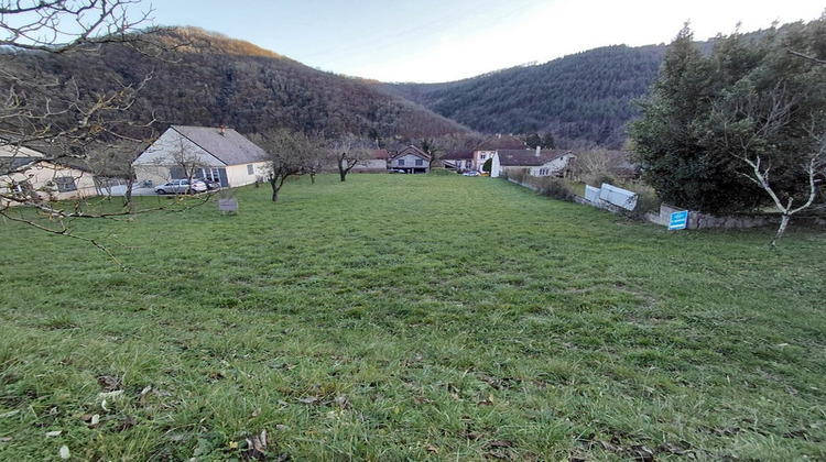 Ma-Cabane - Vente Terrain SAINT PARTHEM, 1898 m²