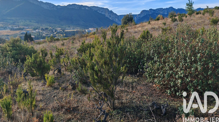 Ma-Cabane - Vente Terrain Saint-Paul-de-Fenouillet, 3110 m²