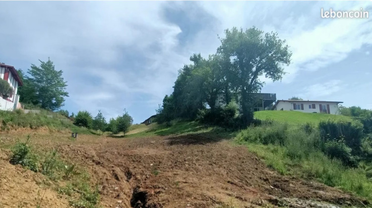 Ma-Cabane - Vente Terrain Saint-Pée-sur-Nivelle, 800 m²
