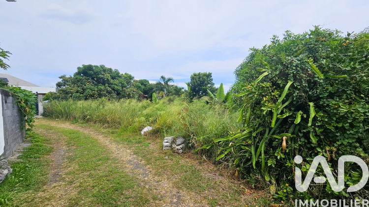 Ma-Cabane - Vente Terrain Saint-Pierre, 594 m²