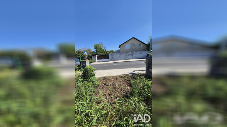 Ma-Cabane - Vente Terrain Saint-Pierre, 1338 m²