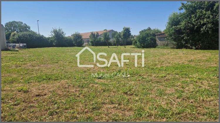 Ma-Cabane - Vente Terrain Saint-Pierre-d'Amilly, 650 m²