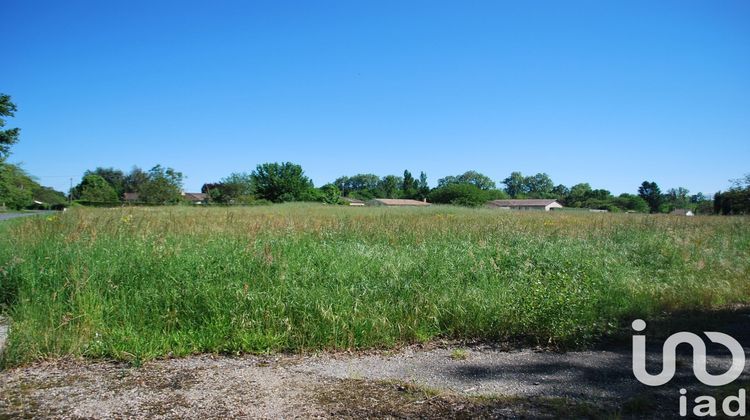 Ma-Cabane - Vente Terrain Saint-Pierre-d'Eyraud, 1900 m²