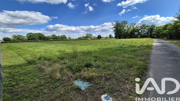 Ma-Cabane - Vente Terrain Saint-Pierre-d'Eyraud, 4200 m²
