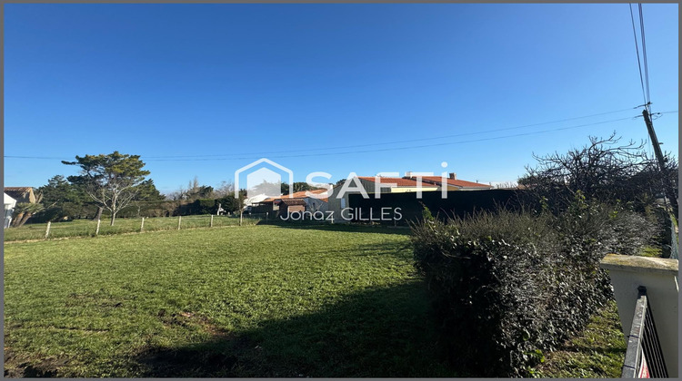 Ma-Cabane - Vente Terrain Saint-Pierre-d'Oleron, 350 m²