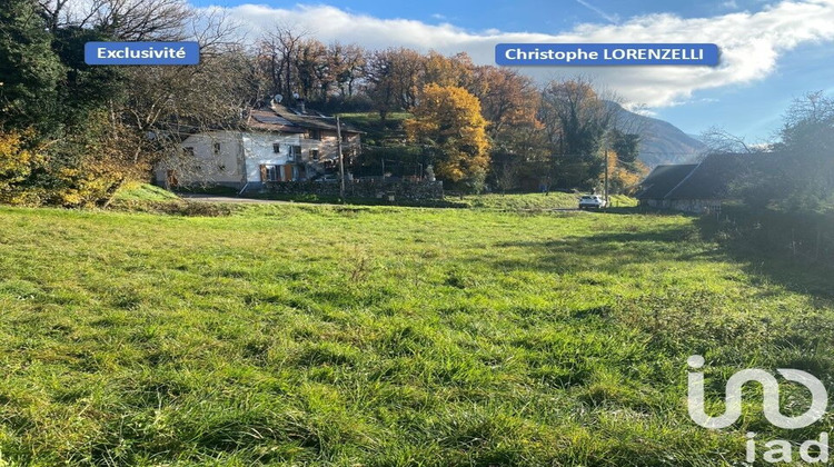 Ma-Cabane - Vente Terrain Saint-Pierre-de-Curtille, 1078 m²