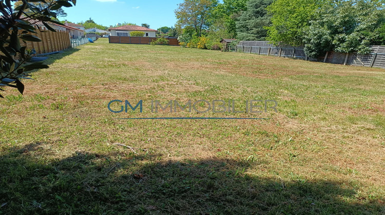 Ma-Cabane - Vente Terrain Saint-Pierre-du-Mont, 1136 m²