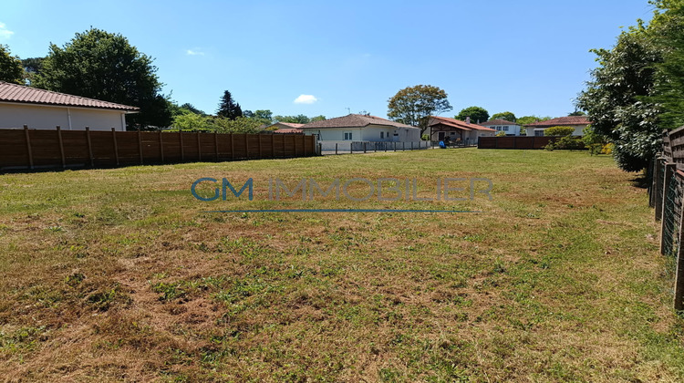 Ma-Cabane - Vente Terrain Saint-Pierre-du-Mont, 1136 m²