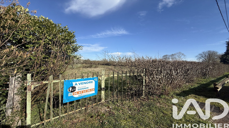 Ma-Cabane - Vente Terrain Saint-Pierre-le-Moûtier, 2275 m²