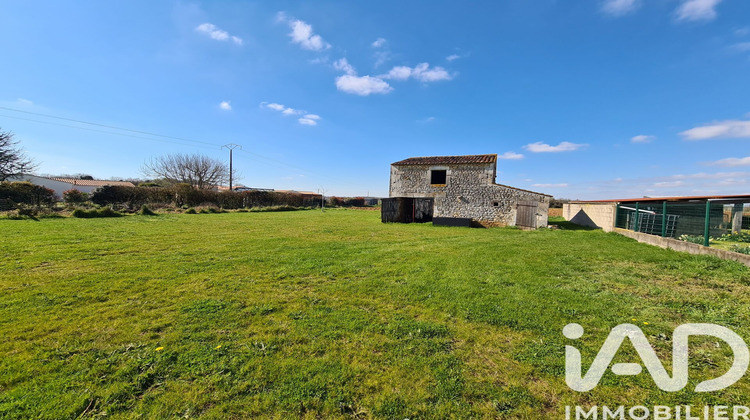 Ma-Cabane - Vente Terrain Saint-Porchaire, 900 m²