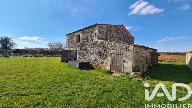 Ma-Cabane - Vente Terrain Saint-Porchaire, 900 m²