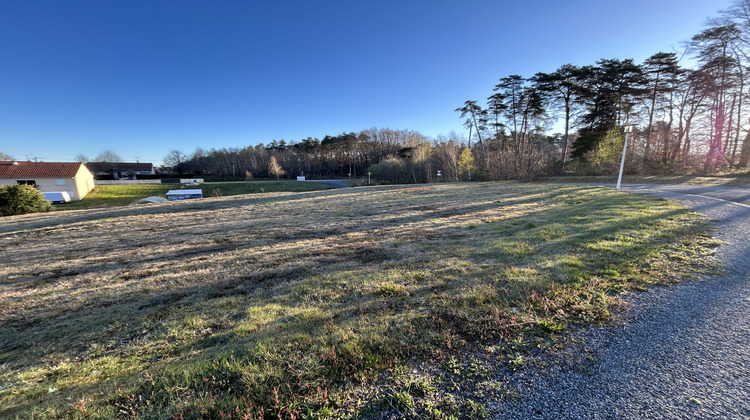 Ma-Cabane - Vente Terrain Saint-Priest-de-Gimel, 990 m²