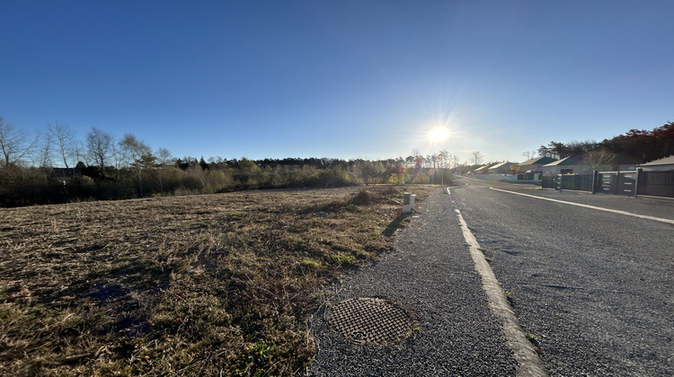 Ma-Cabane - Vente Terrain Saint-Priest-de-Gimel, 1023 m²