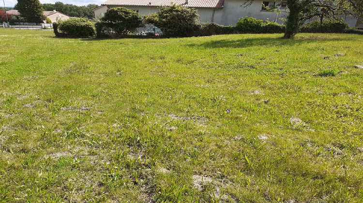 Ma-Cabane - Vente Terrain SAINT PRIEST SOUS AIXE, 800 m²