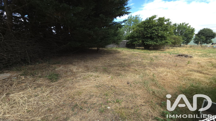 Ma-Cabane - Vente Terrain Saint-Prouant, 737 m²
