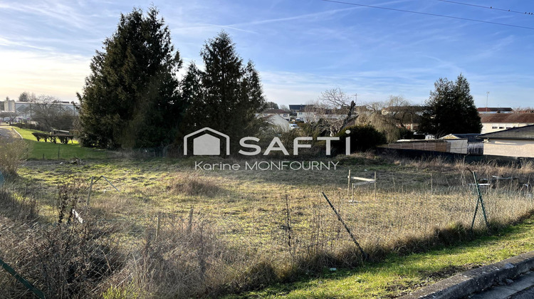 Ma-Cabane - Vente Terrain Saint-Quentin, 769 m²